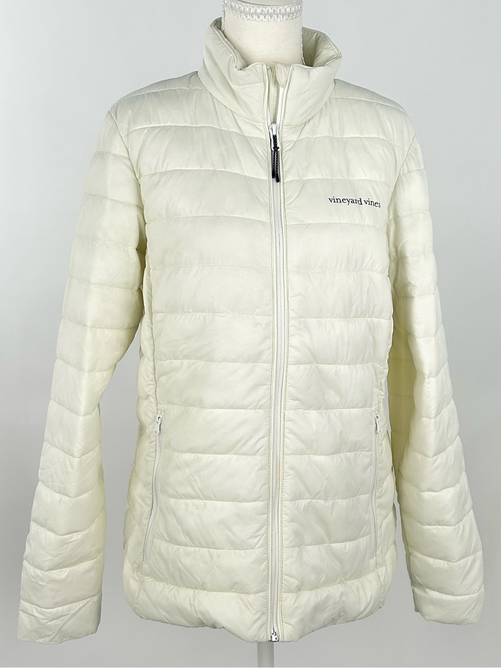Vineyard Vines Women’s M Ivory Packable Lightweight Puffer Jacket FA25